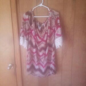 WinWin womens colorful long top 3/4 sleeve rounded neck size L-XL